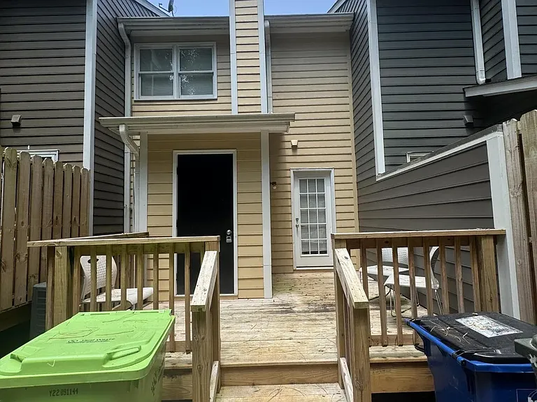 863 Dalewood Dr — Photo 3
