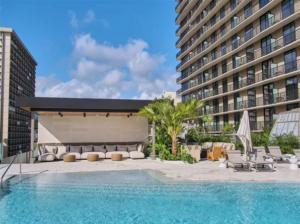 Lilia Waikiki