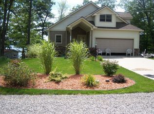 4514 E Arnold Lake Rd, Harrison, MI 48625