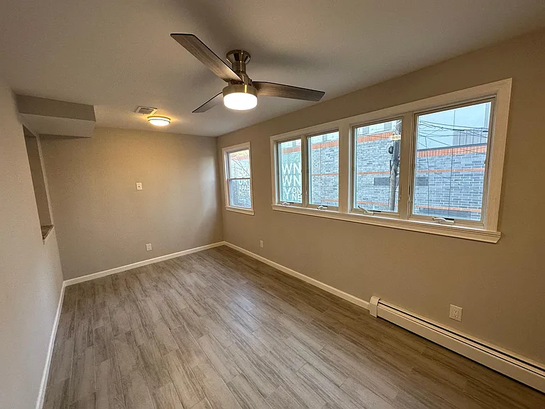 424 Broadway #2 — Photo 9