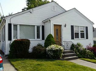 53 Oliver St, North Providence, RI 02904