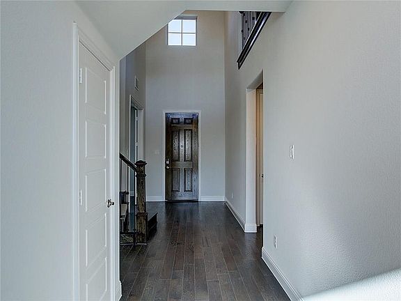 2nd image of 2491 Celestial Dr Ln