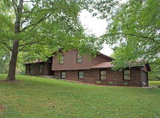 270 Pump House Rd, Murphysboro, IL 62966