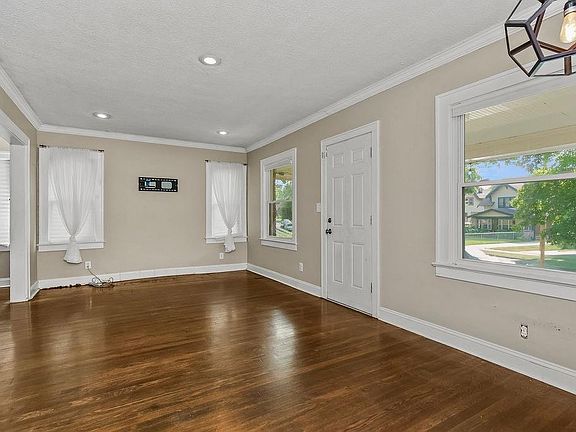 3rd image of 5225 Brookwood Ave