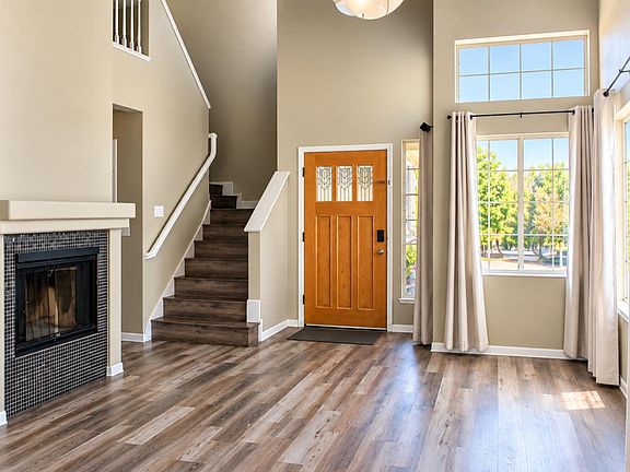 4th image of 8222 Prior Way