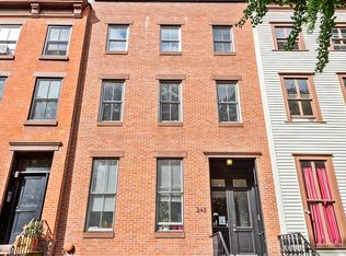 242 Adelphi St APT 1, Brooklyn, NY 11205