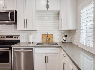 820 Threadneedle St APT 243, Houston, TX 77079