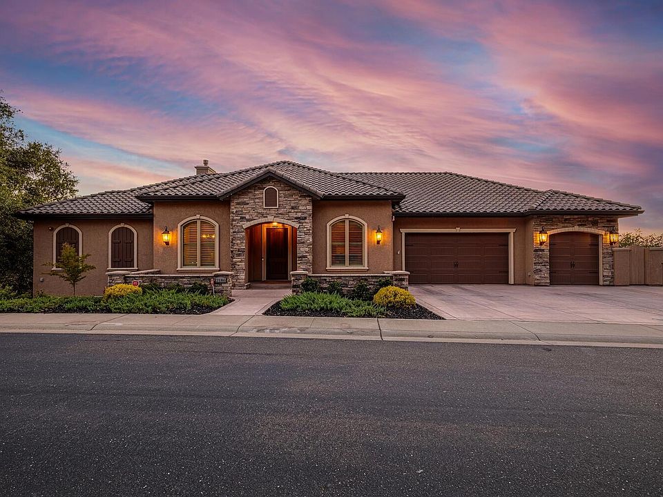 1st image of 2186 Medici Way