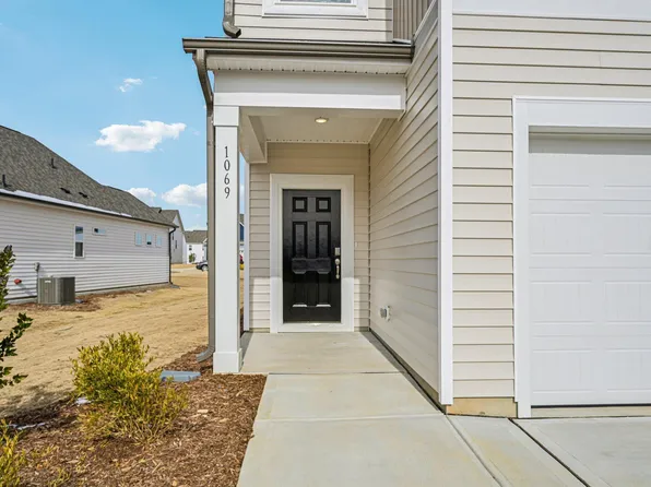 39 Gerrard St, Franklinton, NC 27525