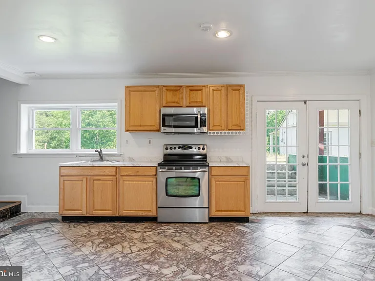 11325 Bacon Race Rd — Photo 34