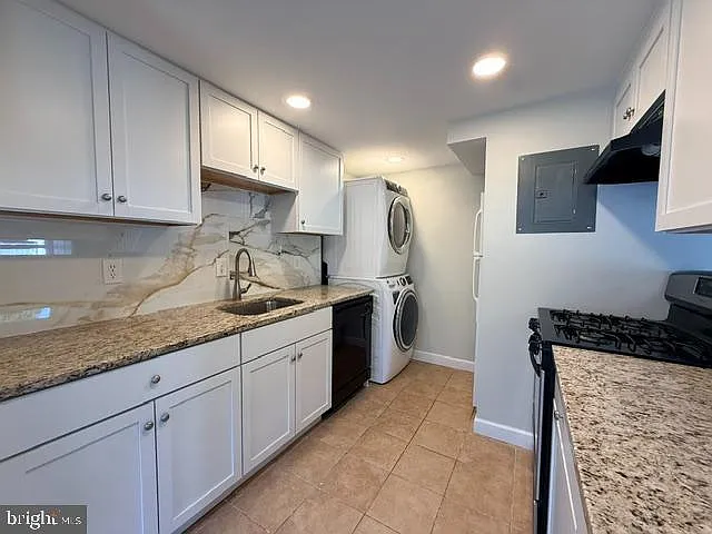 47 King Henry Cir #47 — Photo 6