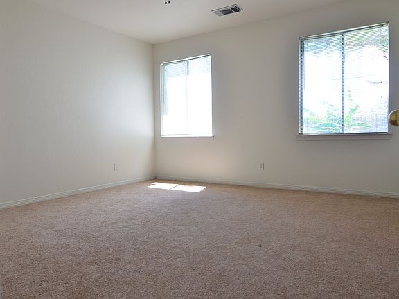 3rd image of 4622 Green Cottage Ln