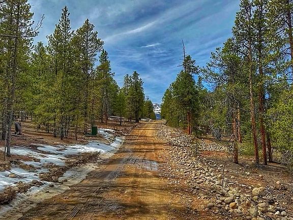 4th image of 48 Mount Massive Road