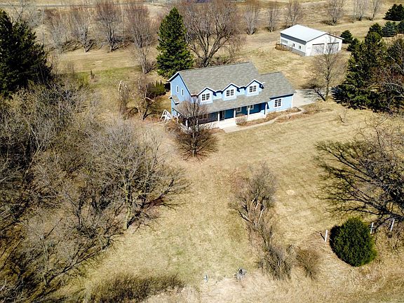 3rd image of 1612 County Road J