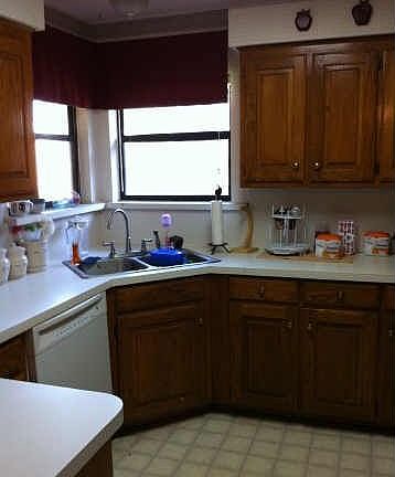 5th image of 304 Hilltop Dr