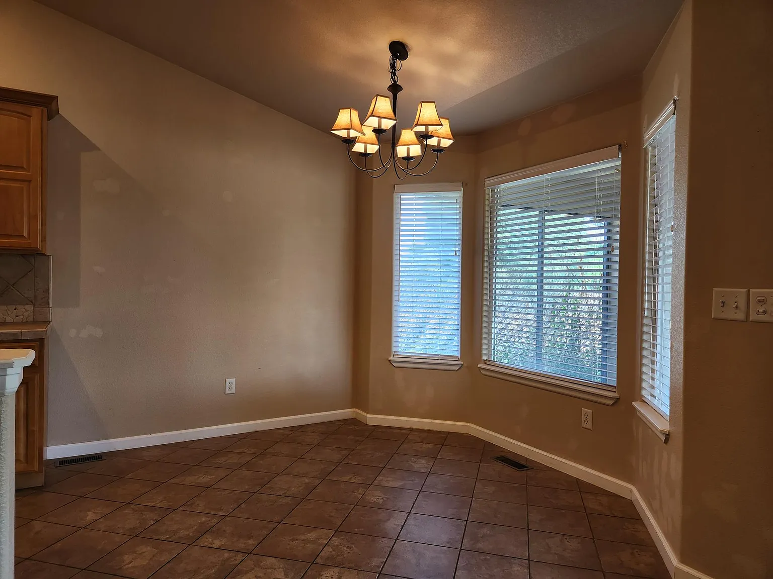 157 Beacon Way - 0 — Photo 4