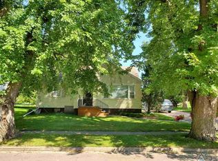 404 S Juniper Ave, Marion, SD 57043