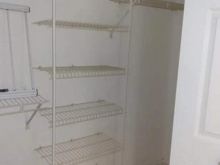 828 W Altgeld St #1 — Photo 12