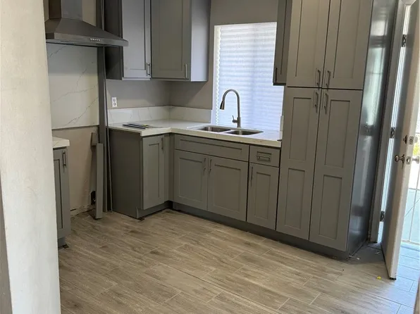 16466 Arrow Blvd, Fontana, CA 92335