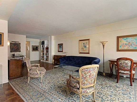 3rd image of 145 E 84th St APT 4F