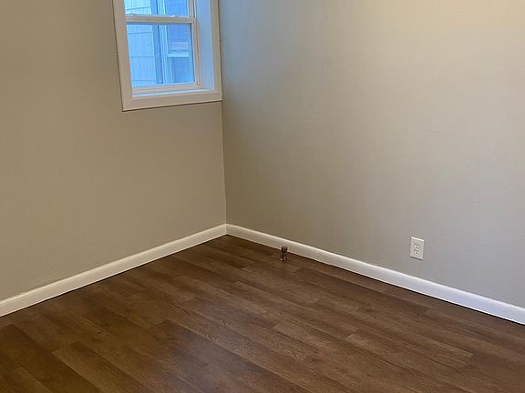 5th image of 1 Westmoreland St #1