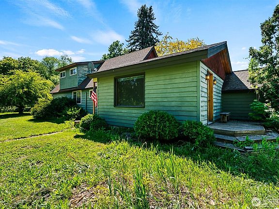 3rd image of 2091 Orchard Rd