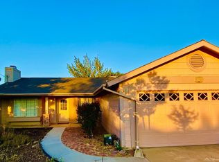 21481 Silver Dr, Tehachapi, CA 93561
