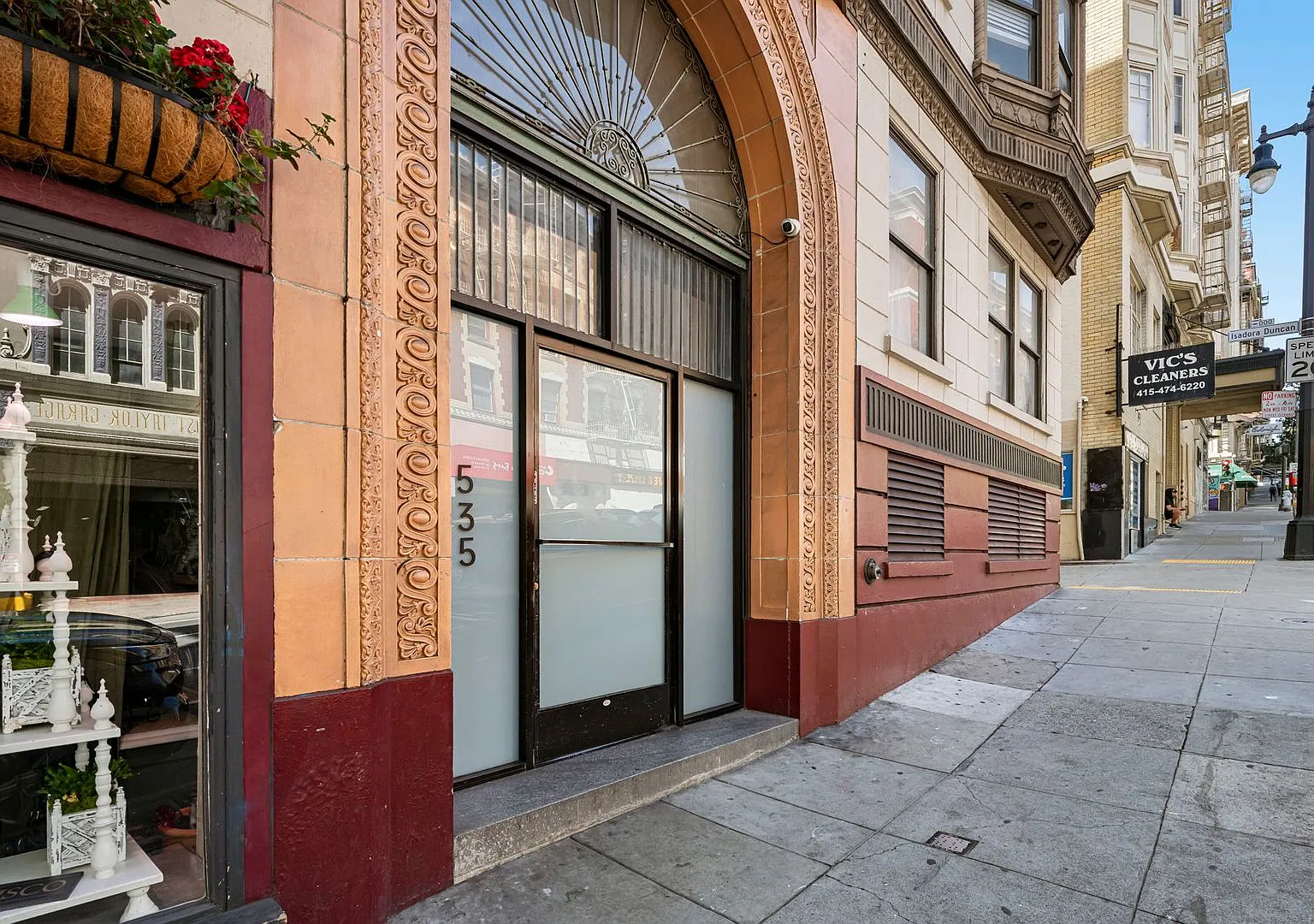 535 Taylor St Unit 403 - Main Image