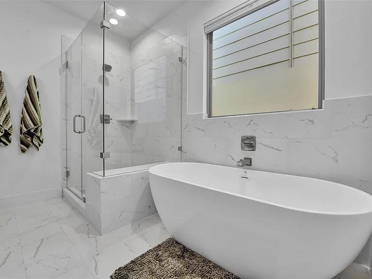 1615 Vermont St — Photo 16