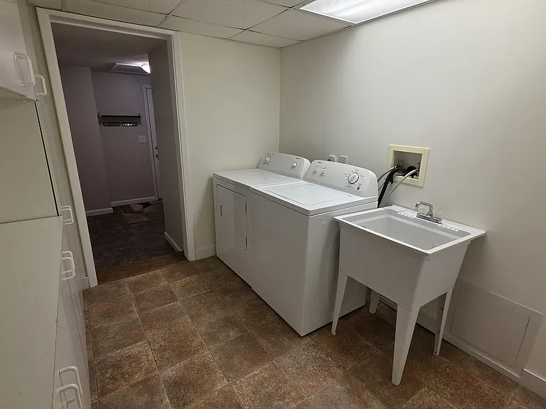 25400 Country Club Blvd #2 — Photo 21