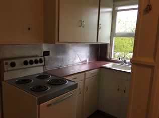 6646 SW Capitol Hwy #4, Portland, OR 97219