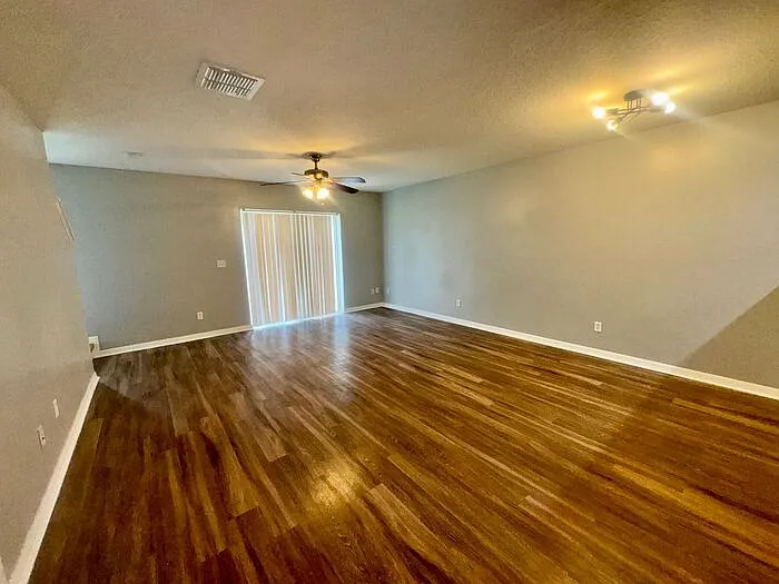 533 Cresting Oak Cir — Photo 8