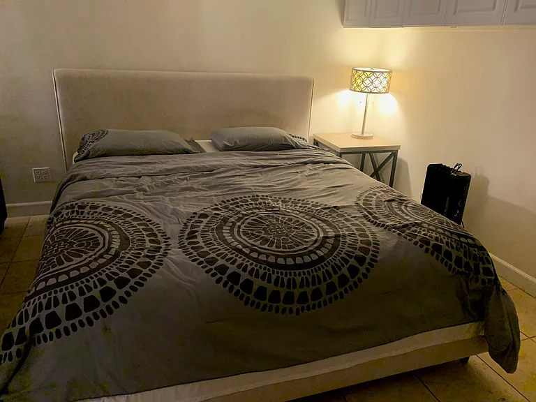 cozy king size bed