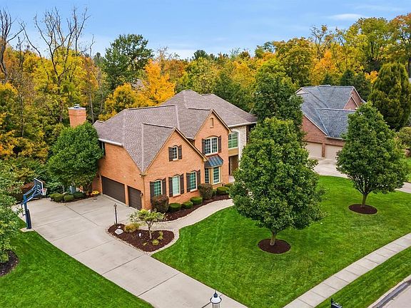 2nd image of 6606 Stableford Dr