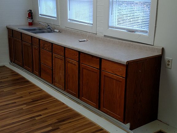 3rd image of 2707 S Madison St APT 3