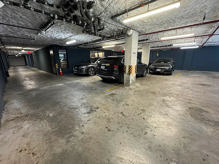 150 Lenox Rd #6C — Photo 17
