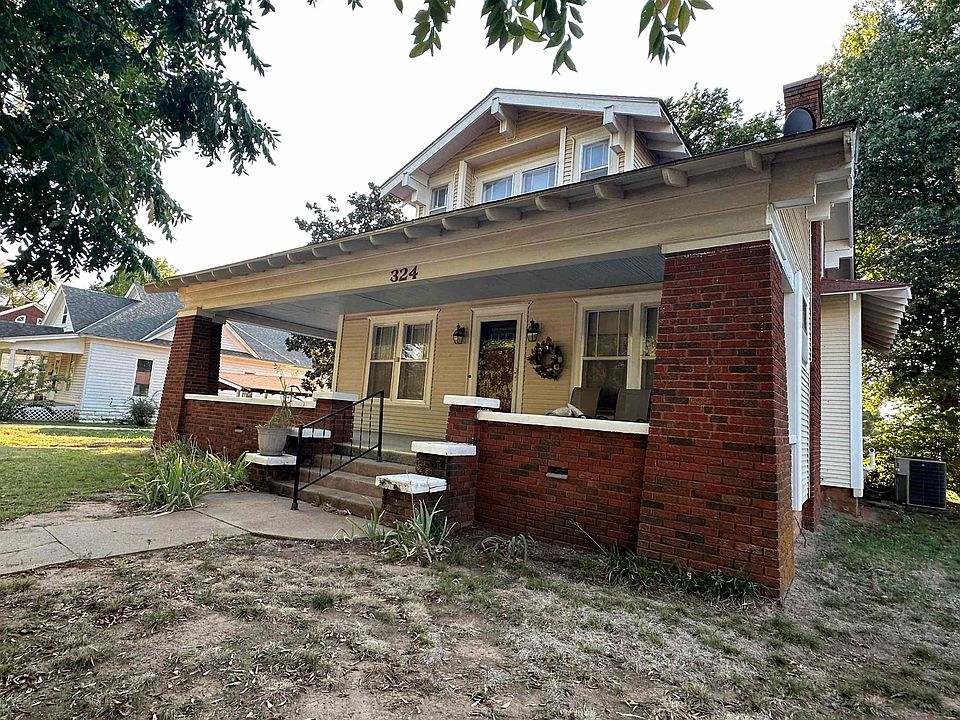 1st image of 324 N Anthony Ave