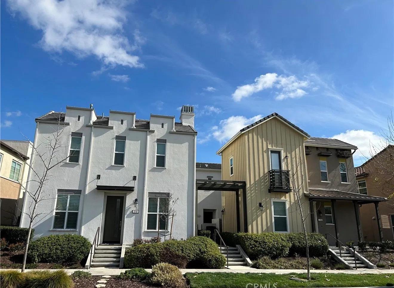 3 bed, 1738 sqft, $4,900 — Photo 1