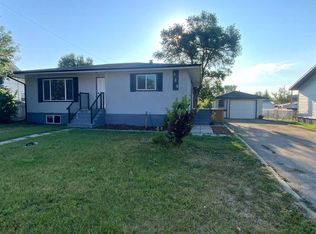 325 W Aberdeen Ave, Carbon, AB T0M0L0
