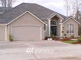 8413 Smugglers Cv, Mukilteo, WA