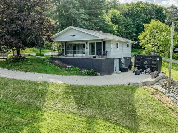 7148 Gopher Rd SW, Dellroy, OH 44620