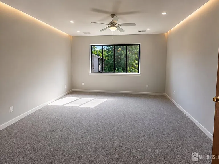 4116 Birchwood Ct — Photo 13
