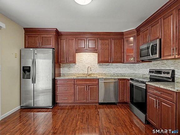 4th image of 380 Hitchcock Road #267