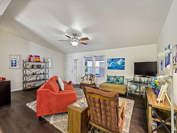 5th image of 324 Tammy Way