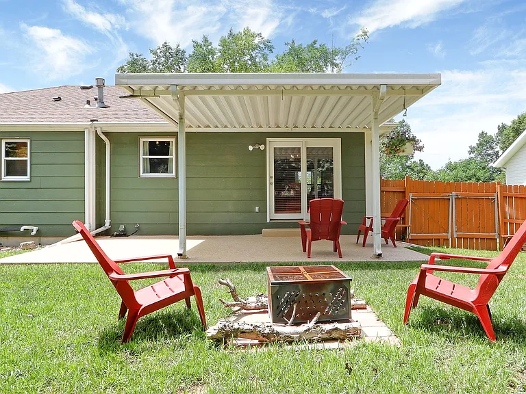 119 N Kaw Dr — Photo 27