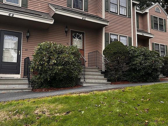 3rd image of 45 Washington St APT 45