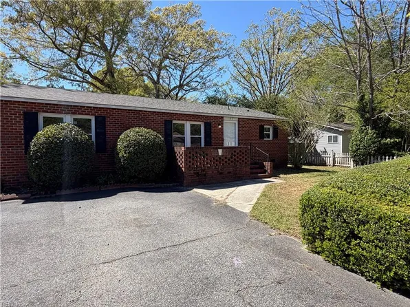103 Briar Ln, Williamsburg, VA 23188