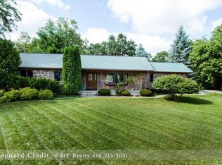 8777 E Deaner Rd, Vestaburg, MI 48891