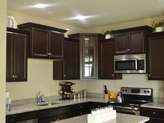 3rd image of 15416 Lady Lauren Ln