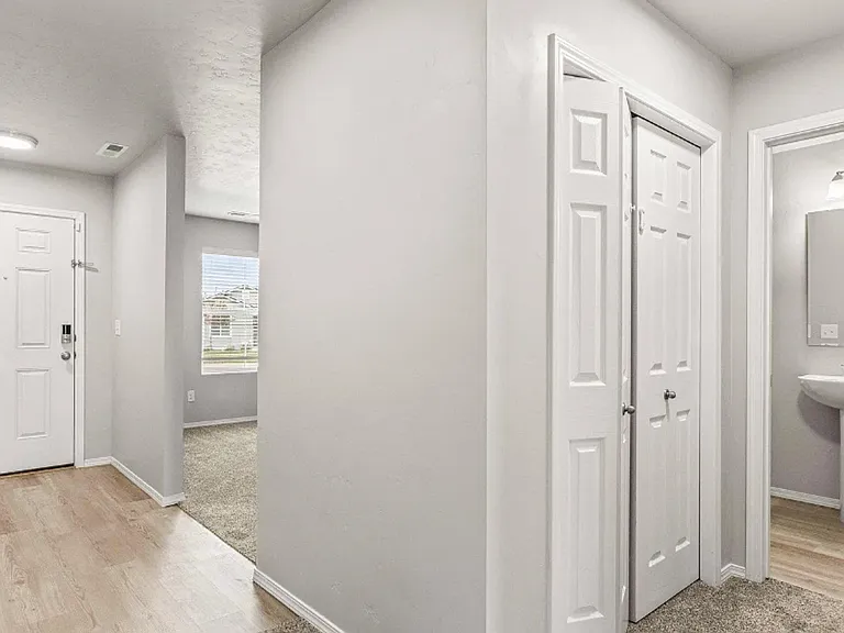 16888 Courtney Way — Photo 5